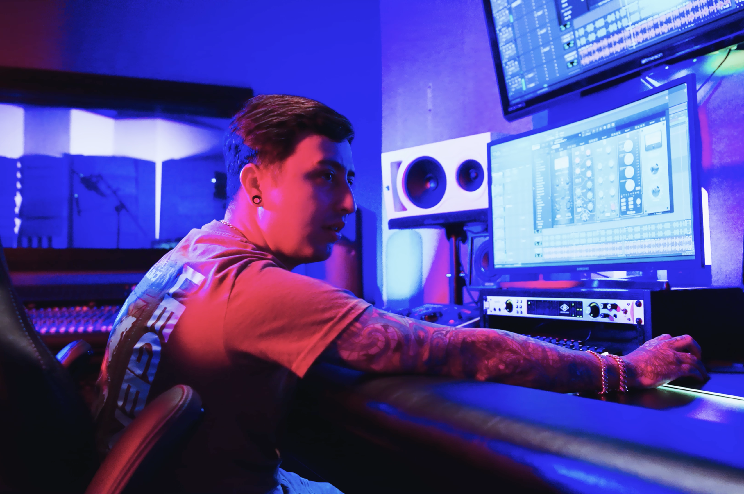 Music mixing & mastering services (in recording studio & online)